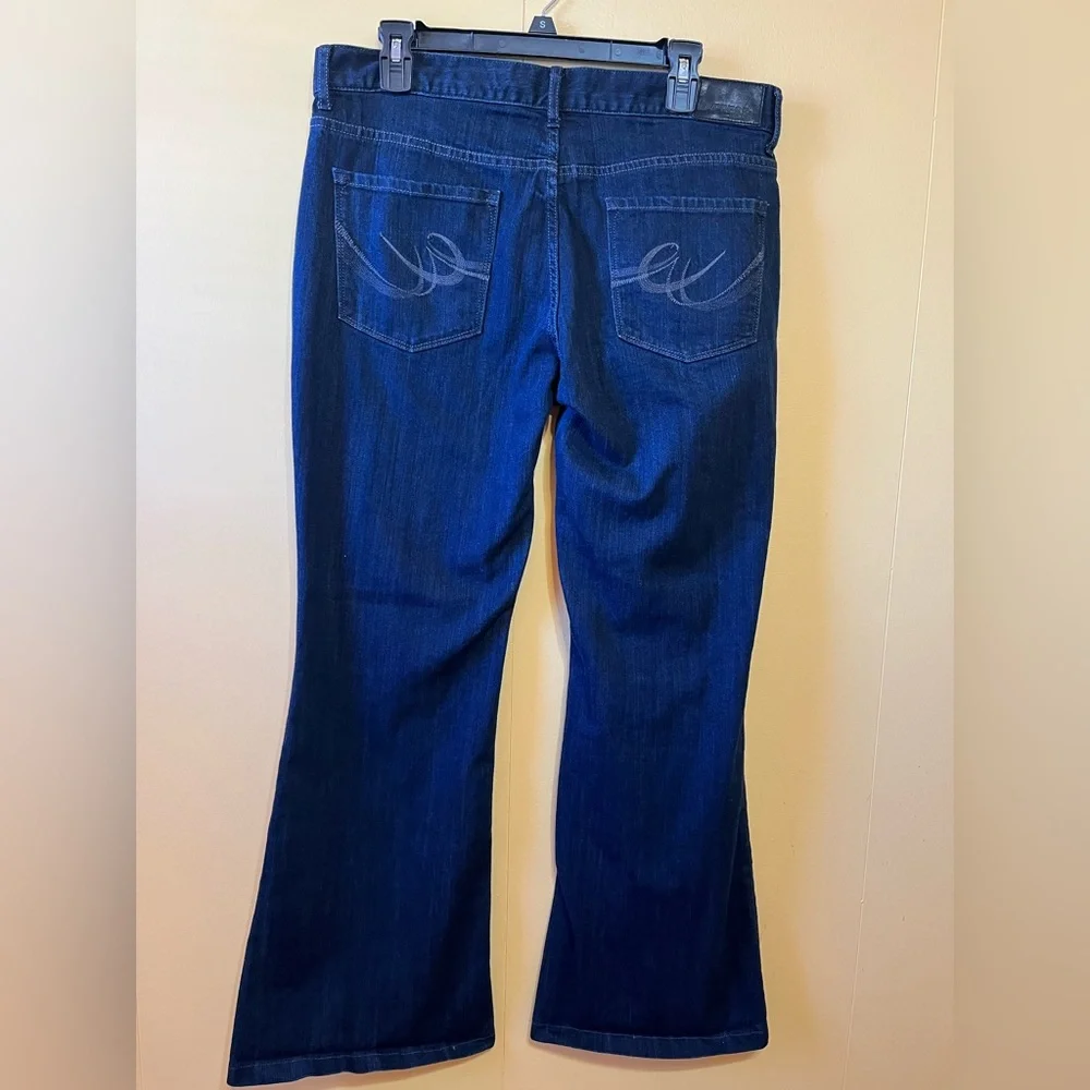 Express Jeans - Picture 6 of 8